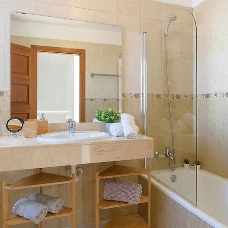 فيلة Icaro Piscina Climatizada *