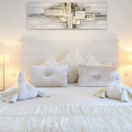 ícaro Piscina Climatizada Playa Blanca (Lanzarote)